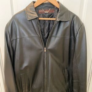 Perry Ellis Men’s Classic Leather Jacket